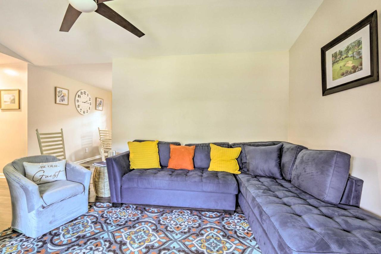 Peaceful Beaufort Home With Front Porch And Grill Ngoại thất bức ảnh